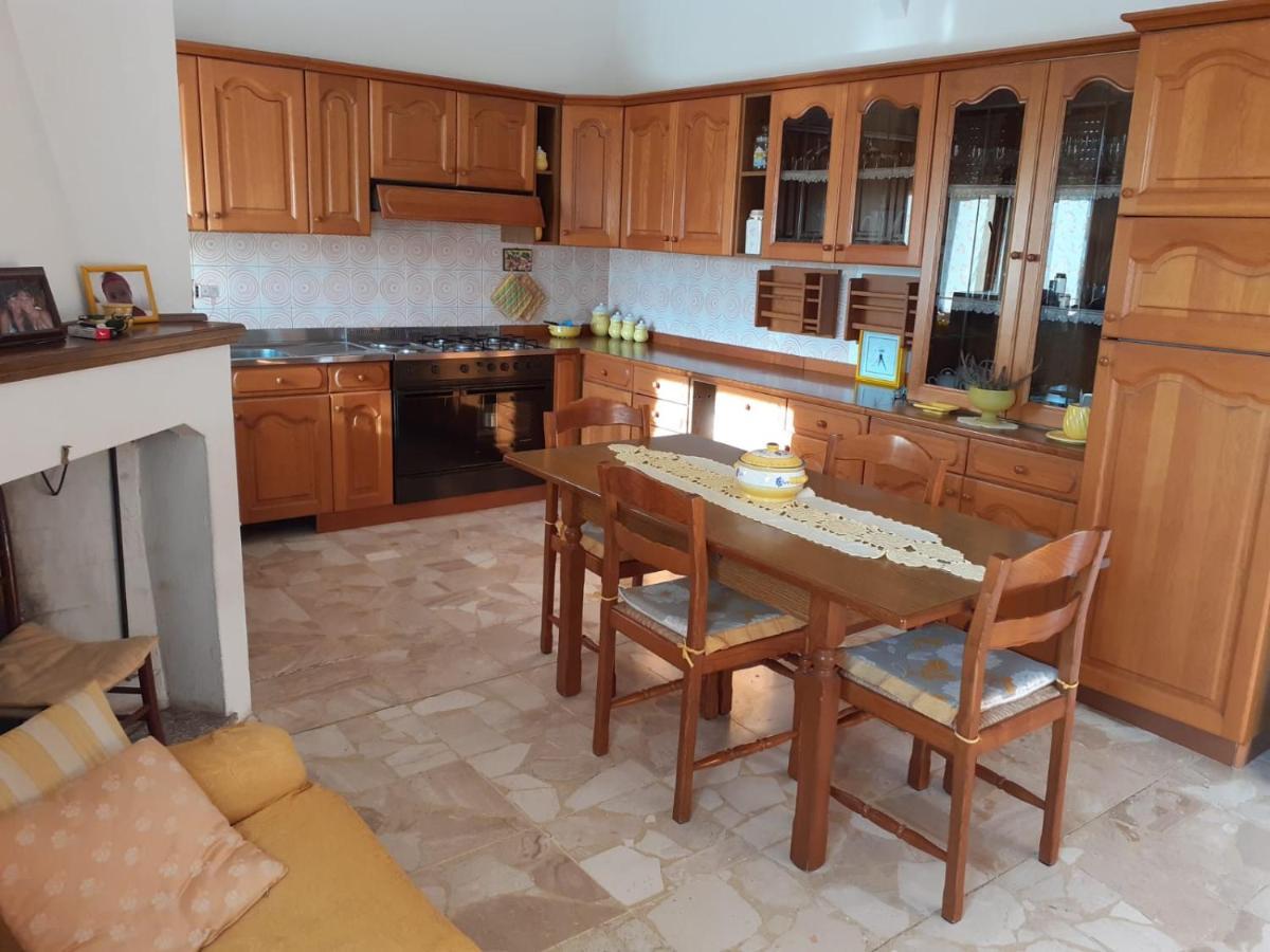 B&B Anna Piscinas Luaran gambar