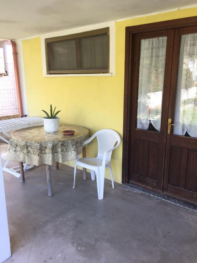 B&B Anna Piscinas Luaran gambar